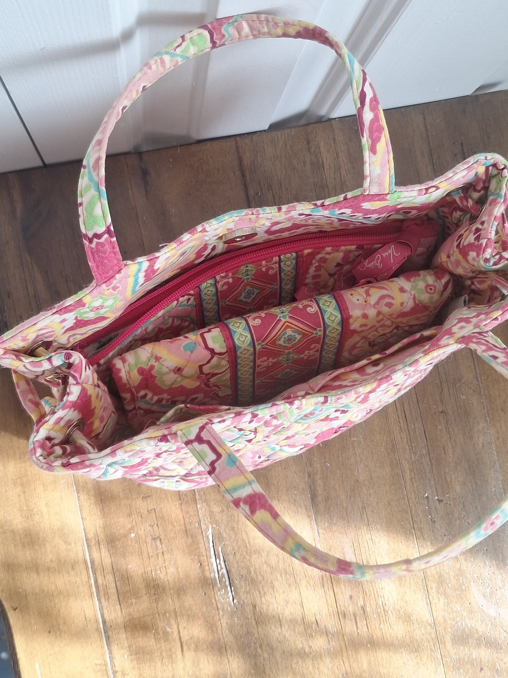 Vera Bradley Capri Melon Sherry Tote, Wallet & Eyeglass Case Set​ - Picture 13 of 13